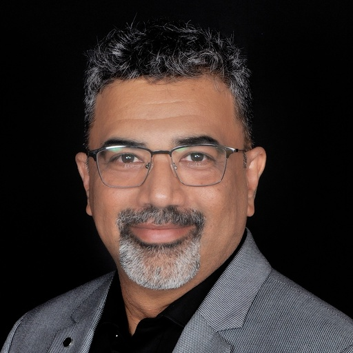 Portrait of Shekar Murthy, Chief Delivery Officer at Lyzr